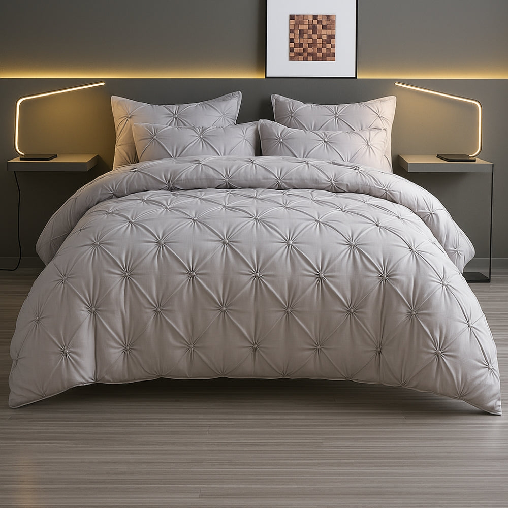 Amore Luxury Pinch Pleat Quilt Cover Set