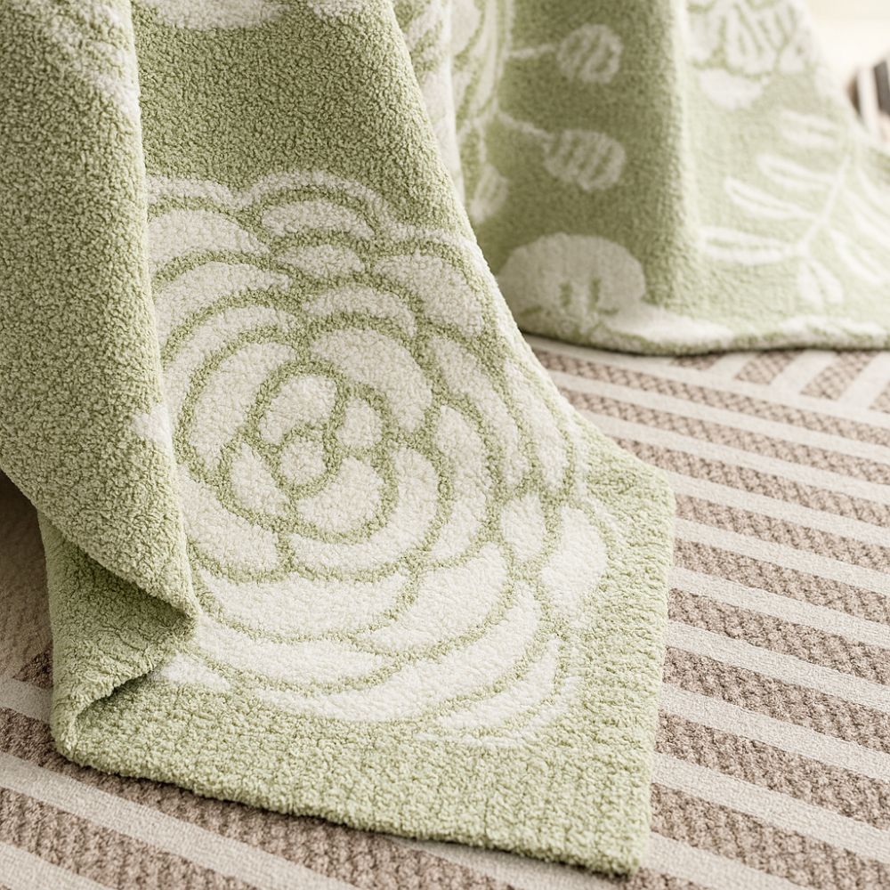 Green Floral Calm Throw Blanket