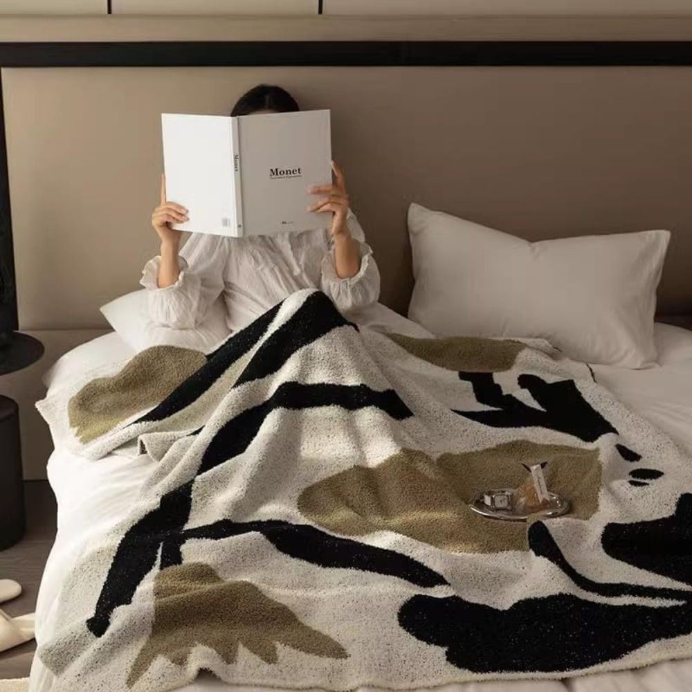 Terra Flow Cosy Throw Blanket