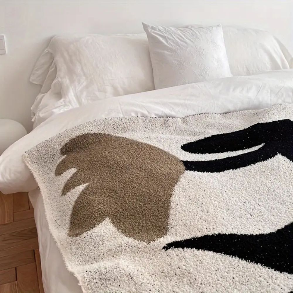 Terra Flow Cosy Throw Blanket
