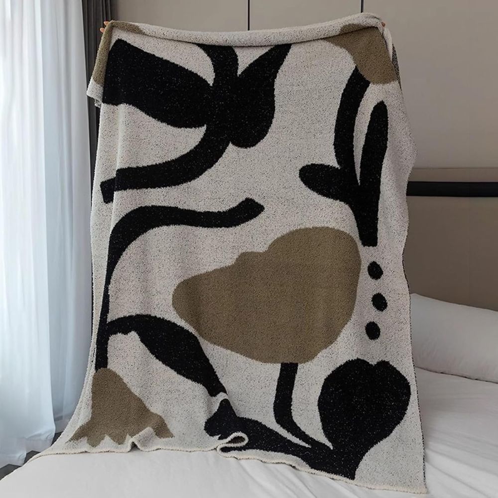 Terra Flow Cosy Throw Blanket